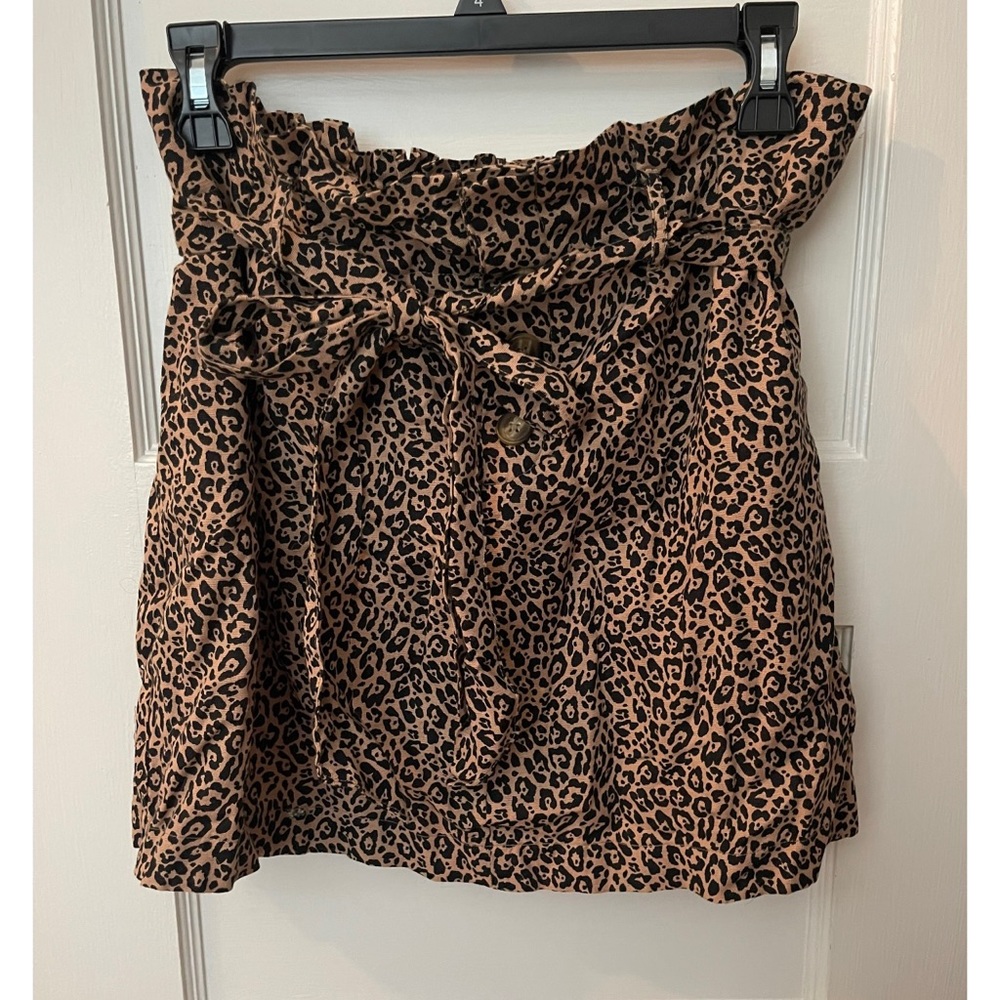 Leopard print skirt